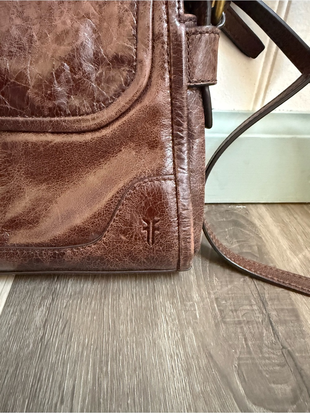 Frye Melissa zip crossbody bag - Picture 2 of 10